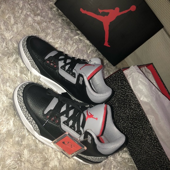 ✨Sold✨ Air jordan 3 black cement - Picture 4 of 4